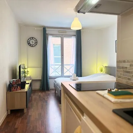 En Hyper-centre De Apartment